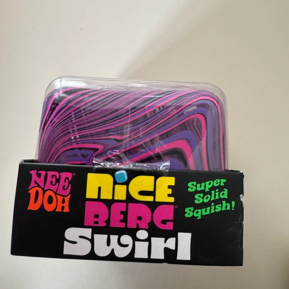 NeeDoh Nice Berg Swirl Super Solid Squish - BRAND NEW IN BOX - Picture 3 of 8